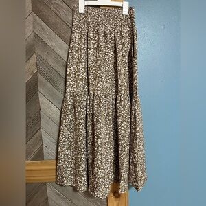Chic Floral Maxi Skirt in Brown